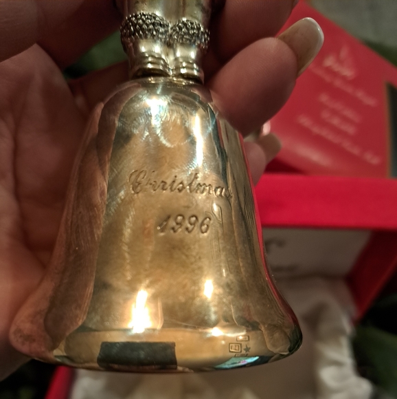 Vintage 1996 Madison Avenue 1st edition Santa Bell - Picture 4 of 11